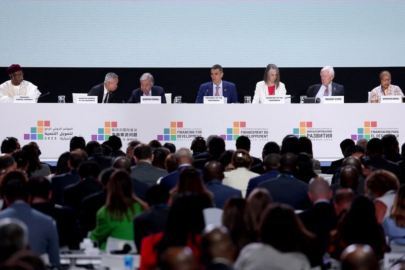 Global leaders tackle poverty and climate goals at Spain summit