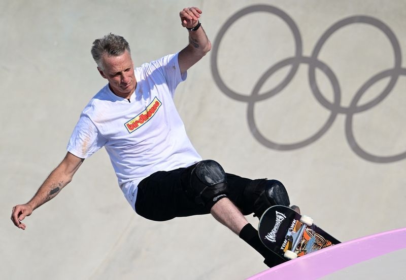 Skateboarding-Hawk puts his history-making '900' skateboard up for auction