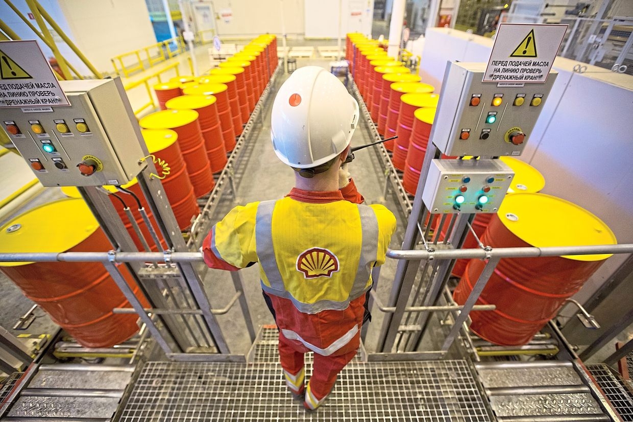 Shell may still need M&A after ruling out buying BP