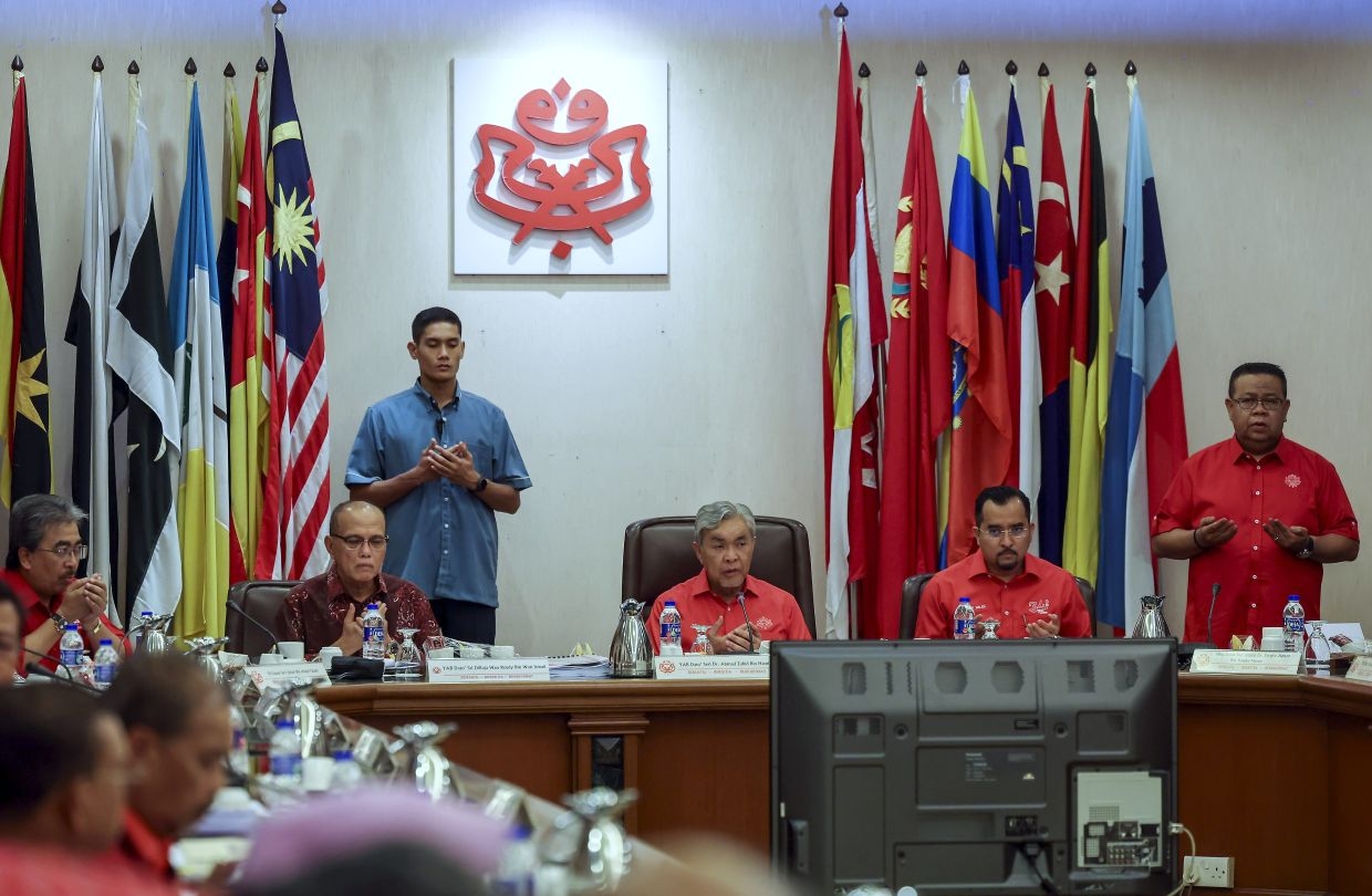 Umno general assembly postponed to November due to Sabah polls