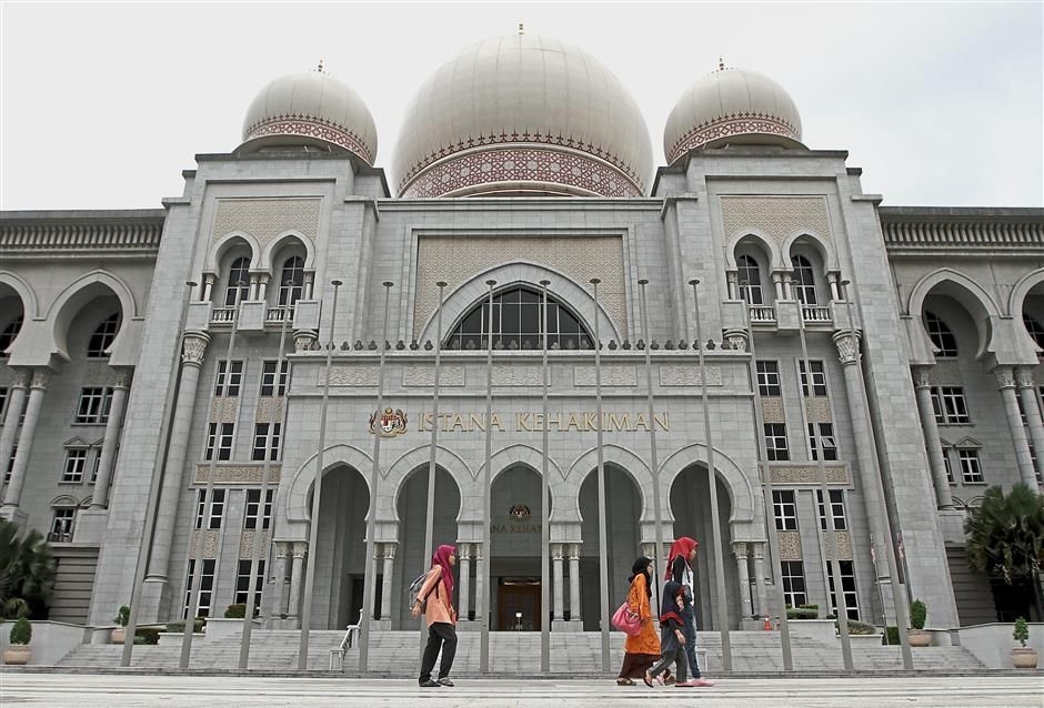 Federal court overturns punishment for failure to notify police of peaceful assembly