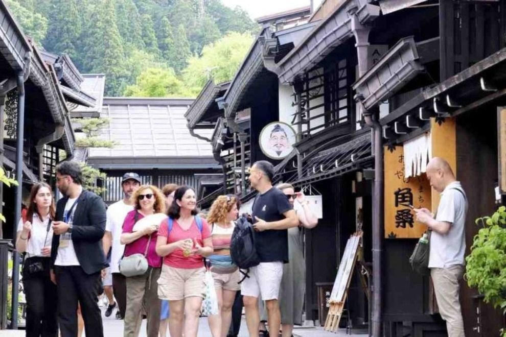 Inbound tourism fuels land price surge across Japan