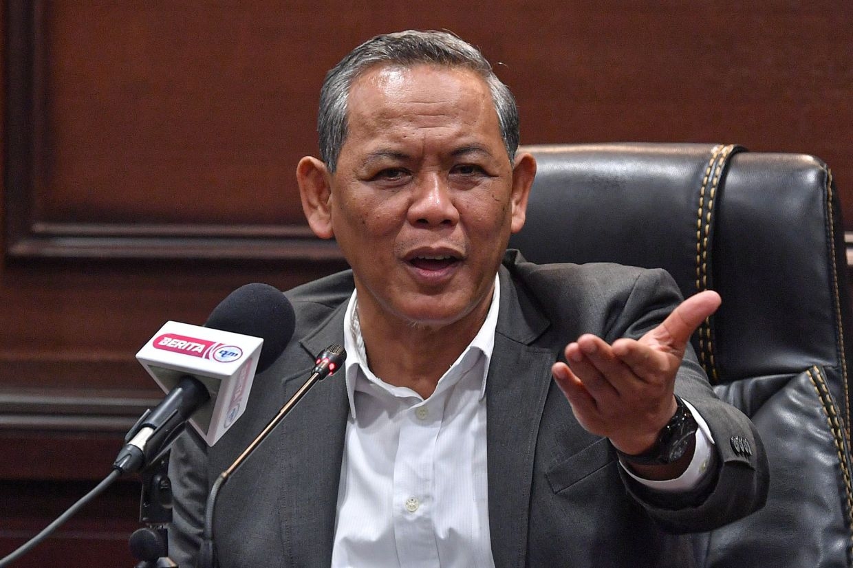 Negri to ban alcohol consumption in certain public areas, including parks and beaches