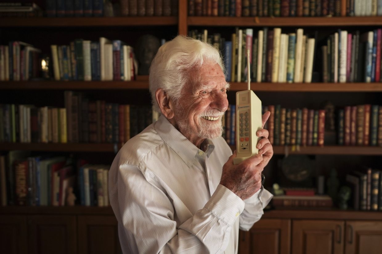 He pioneered the cellphone. It changed how people around the world talk to each other – and don't