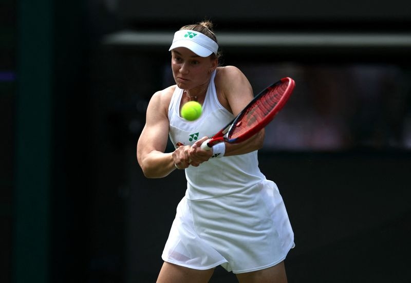 Tennis-Rybakina swats aside Sakkari to reach Wimbledon third round