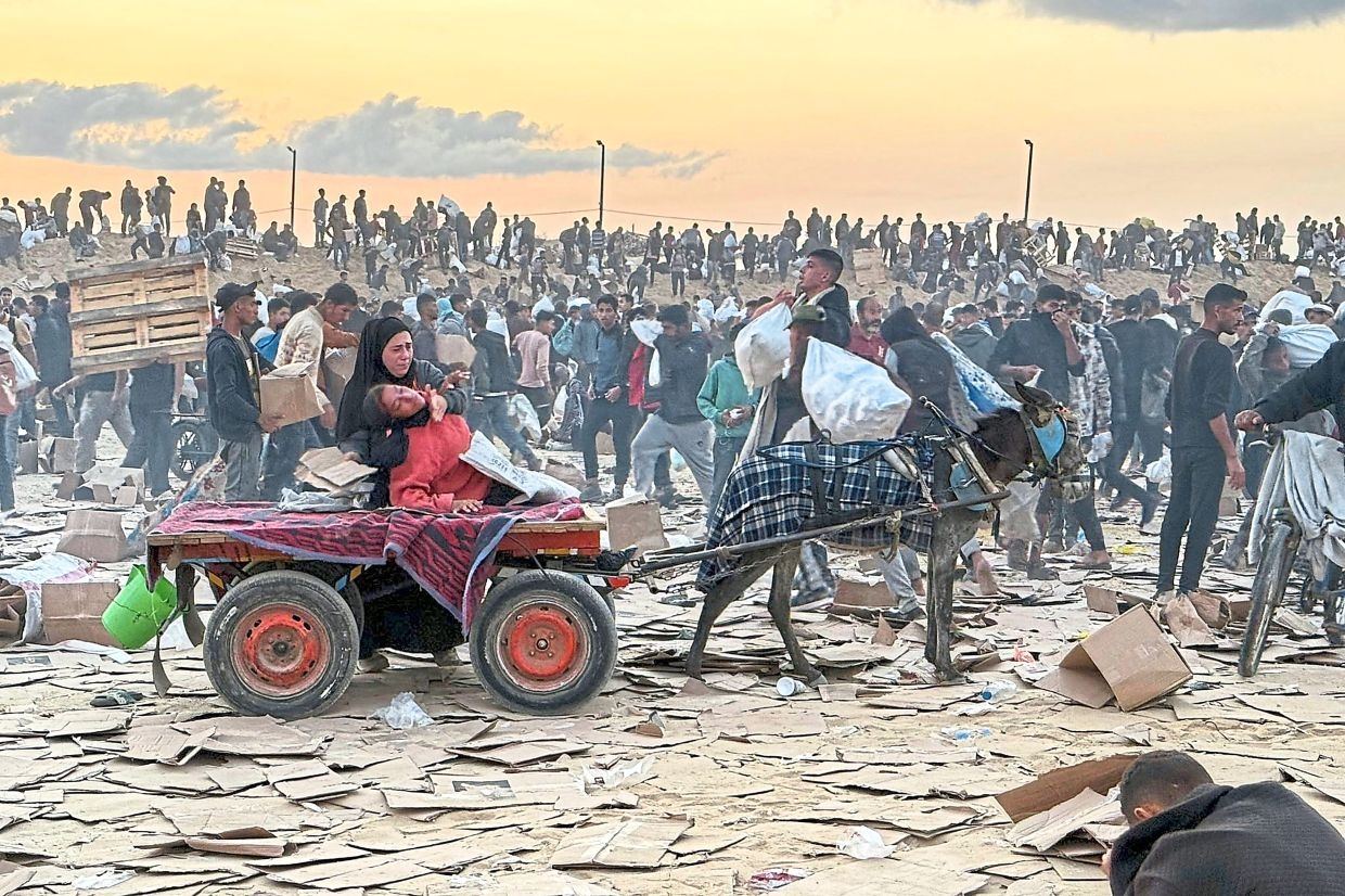 Stop attacking people seeking aid in Gaza