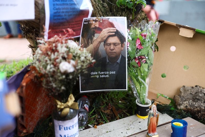 Colombian police capture suspect in attack on senator Uribe, sources say