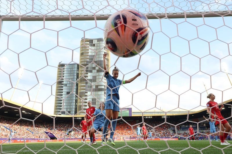 Soccer-Miedema's 100th goal fires Dutch to 3-0 Euros win over Wales