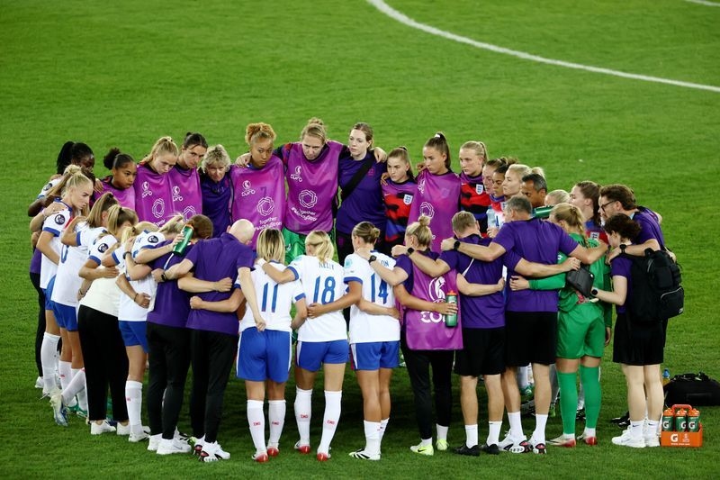 Soccer-England's French pressing problem leads to Women's Euro defeat