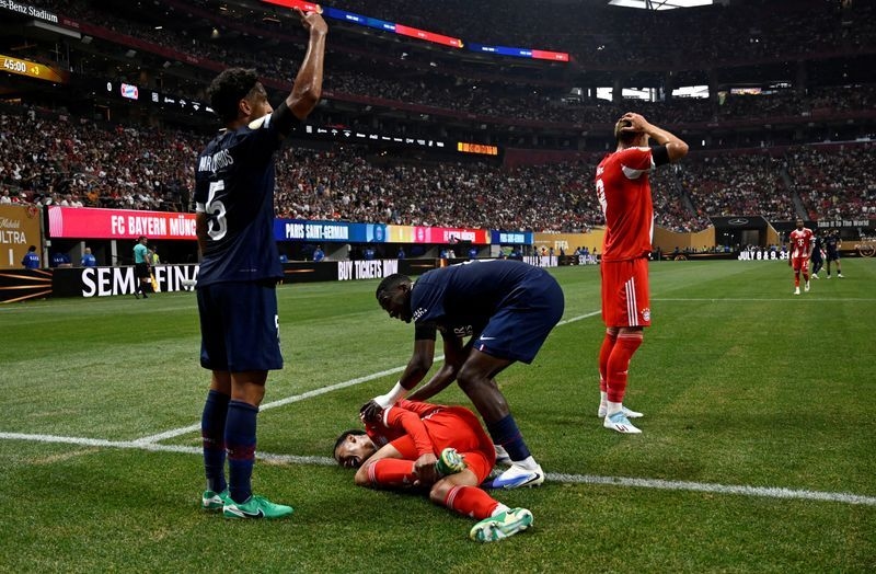 Soccer-'Rarely been so angry': Bayern boss Kompany seethes over Musiala injury