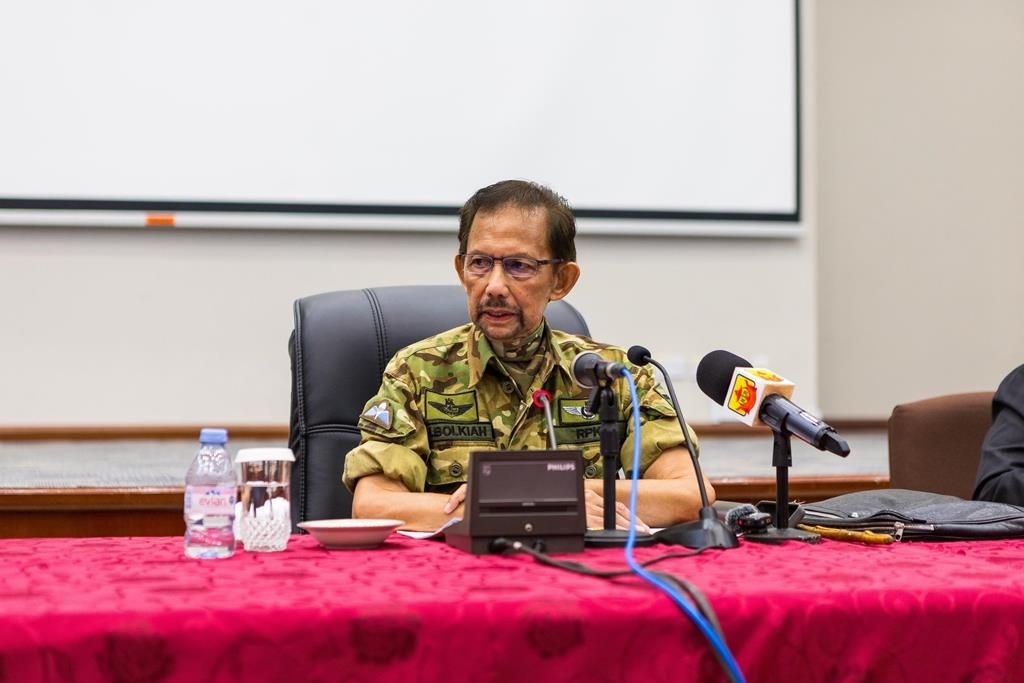 Brunei Sultan calls for reforms in zakat governance during surprise visit