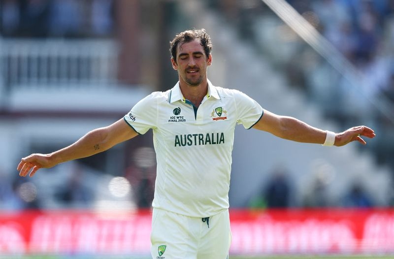 Cricket-A century of tests is a privilege, says Australia's Starc
