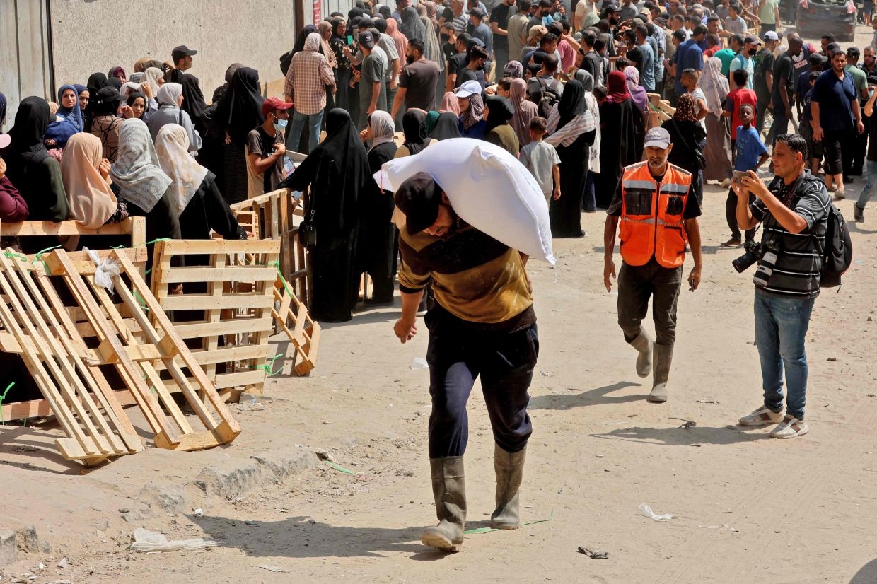 Fuel shortages in Gaza at 'critical levels', United Nations warns