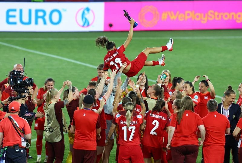 Soccer-Poland exit Women's Euros with heads held high after Denmark win