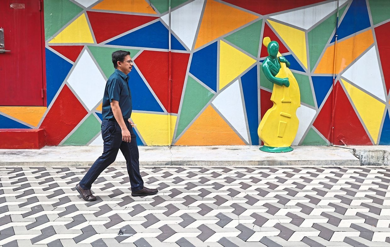 Murals help seniors find their way in PJ