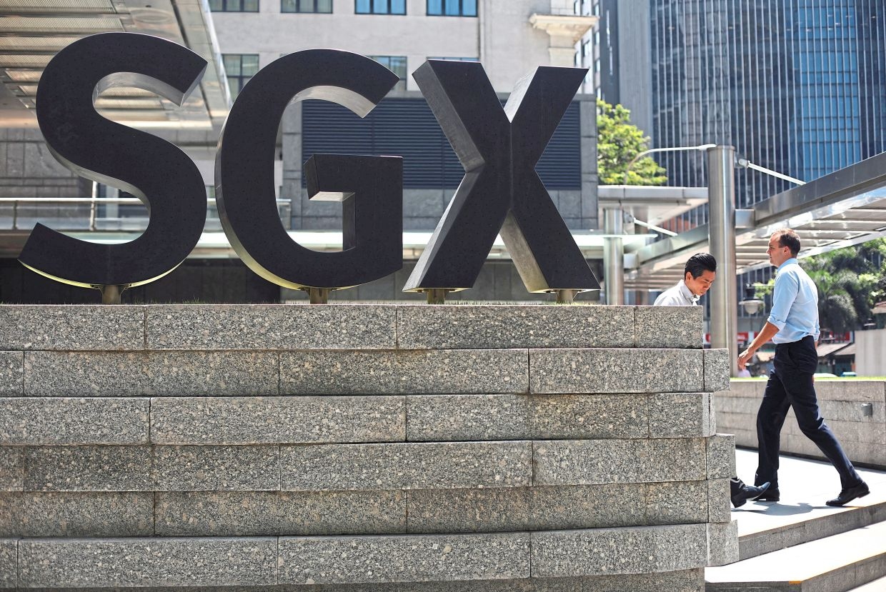 Great Eastern to resume trading as delisting fails