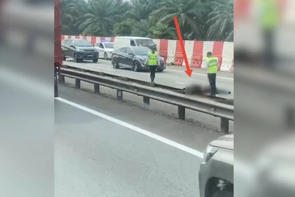 QuickCheck: Did a motorcyclist crash into a parked police car on the North-South Expressway?