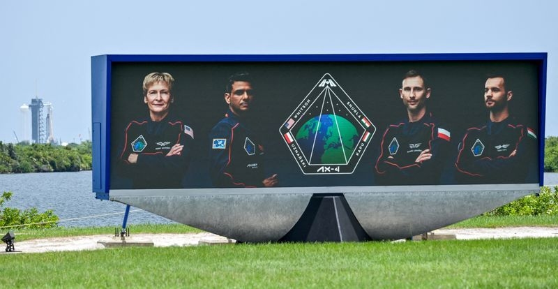 Astronauts from India, Poland, Hungary head for splashdown with NASA veteran