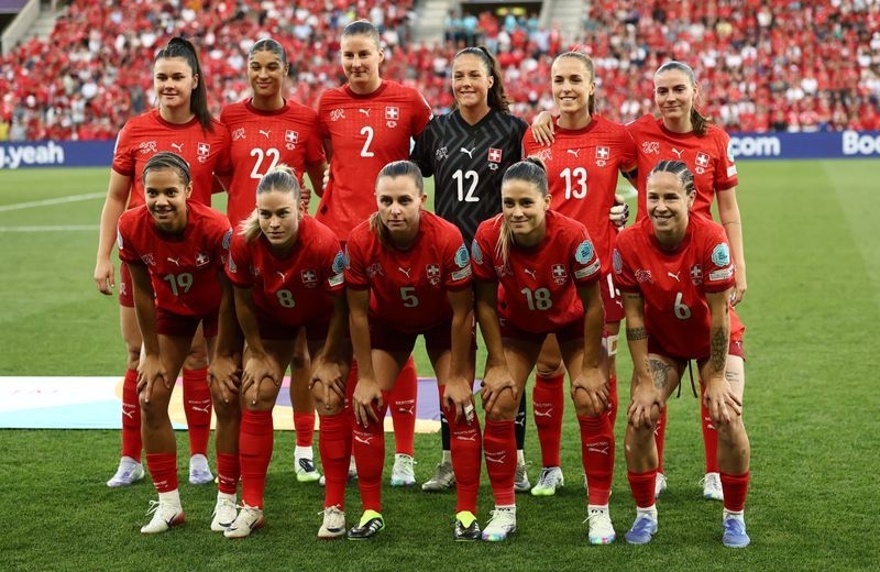 Soccer-Switzerland cancel training session ahead of Spain clash due to illness