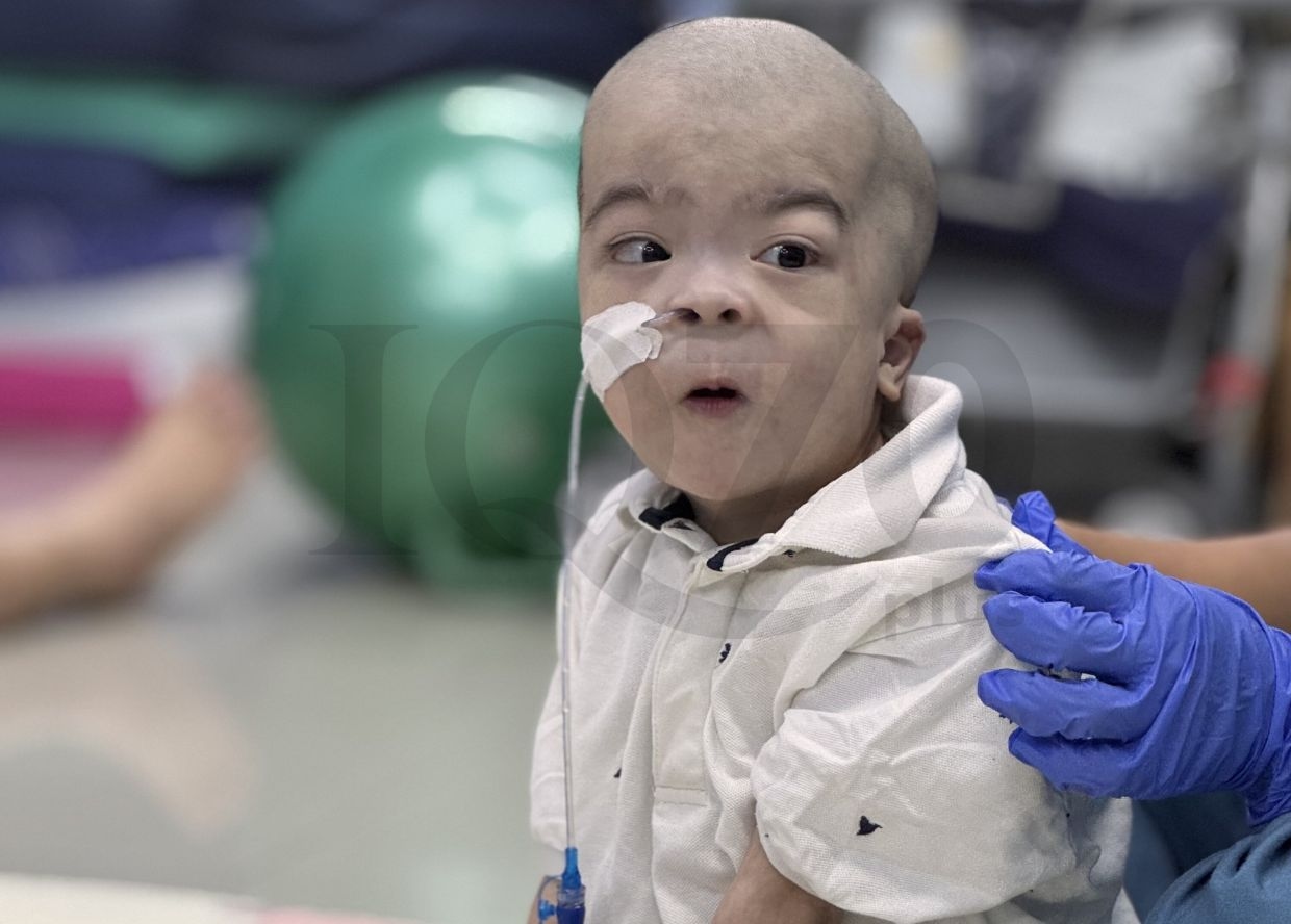 Malaysian NGO seeking help for little boy Shao Heng who needs gastrostomy surgery and born with congenital genetic defects