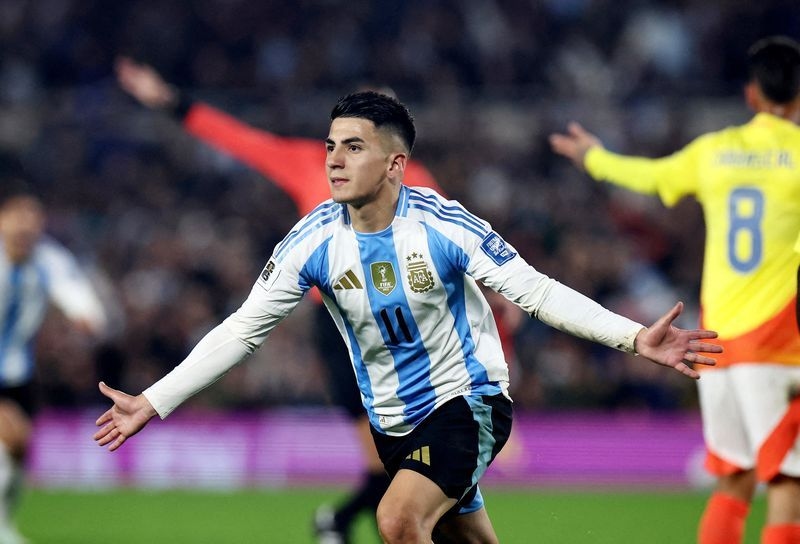 Soccer-Atletico agree deal to sign Argentine Almada from Botafogo