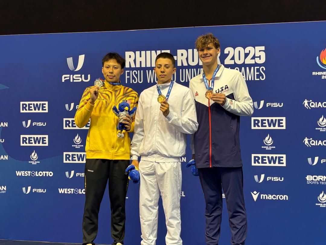 Hoe Yean smashes national record to win silver at World University Games