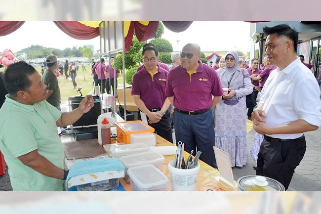 Pop-up market celebrates royal birthday