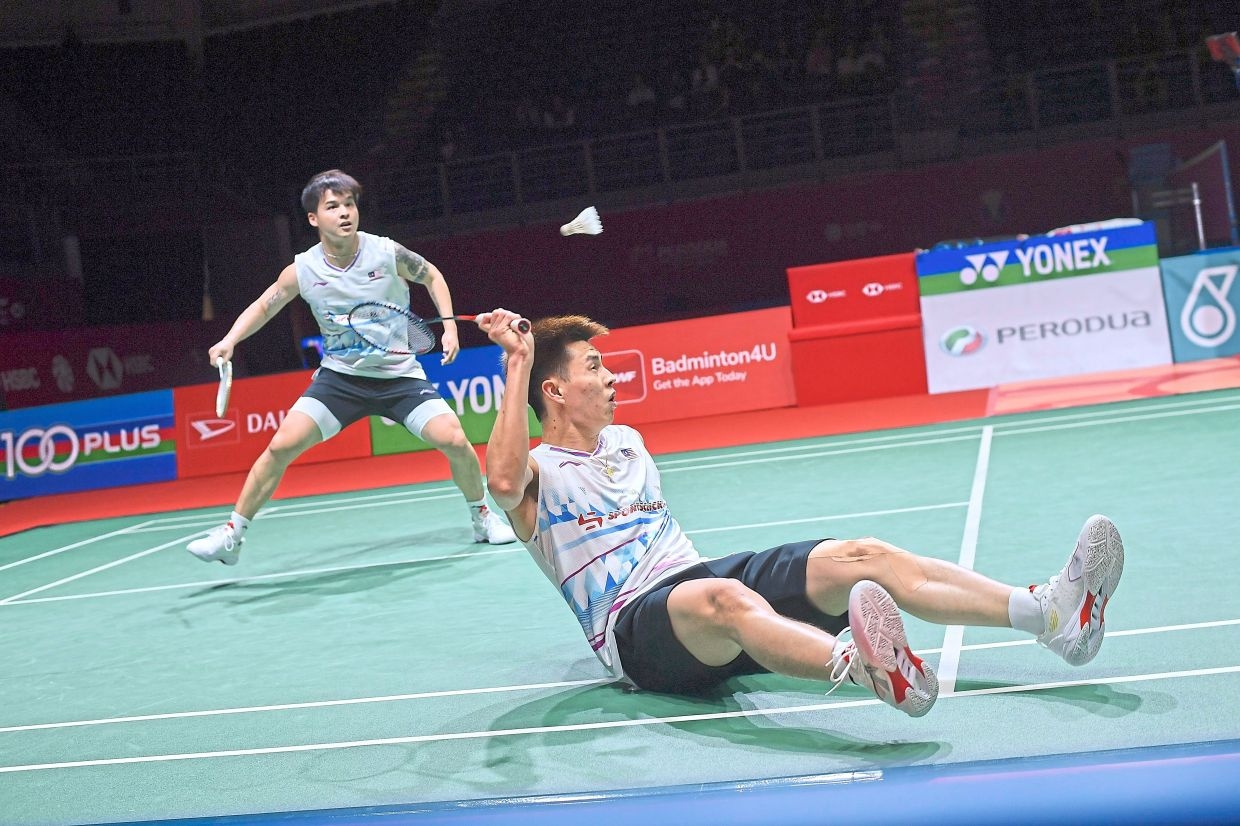 Yew Sin-Ee Yi stun China's Weikeng-Wang Chang to reach Japan Open semis
