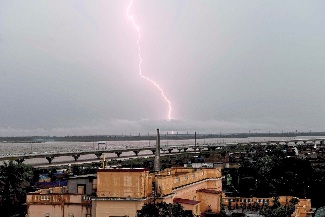 Lightning strikes kill at least 33 people