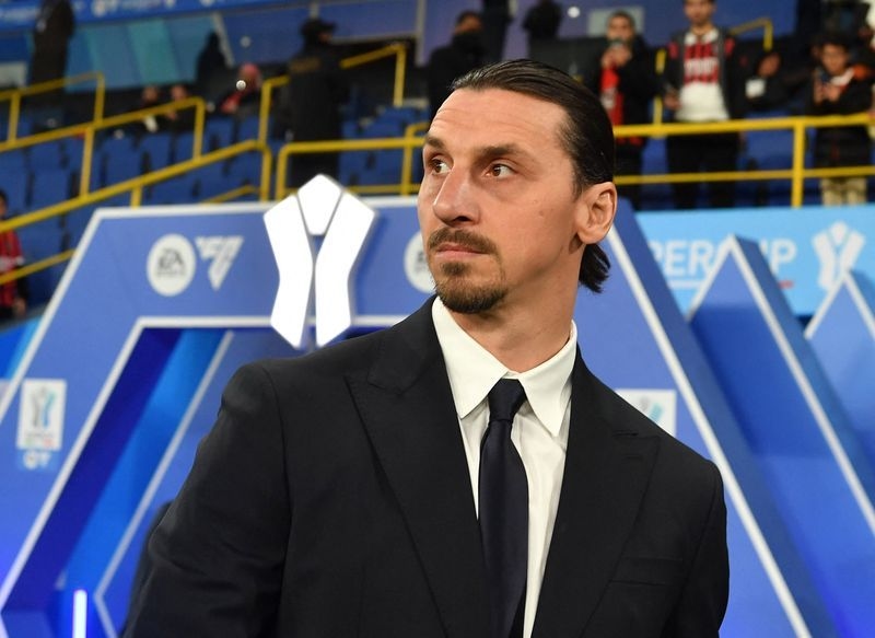 Soccer-Holmberg receives support from Ibrahimovic after spot-kick miss