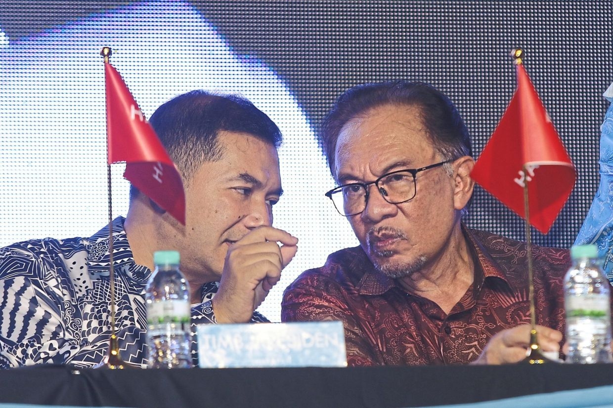 Anwar needs to remain PM for the sake of the country's stability, says Rafizi