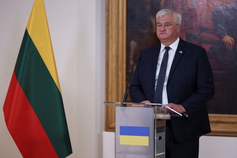 Kyiv accuses Russia of leaving Ukrainians stranded at Georgian border