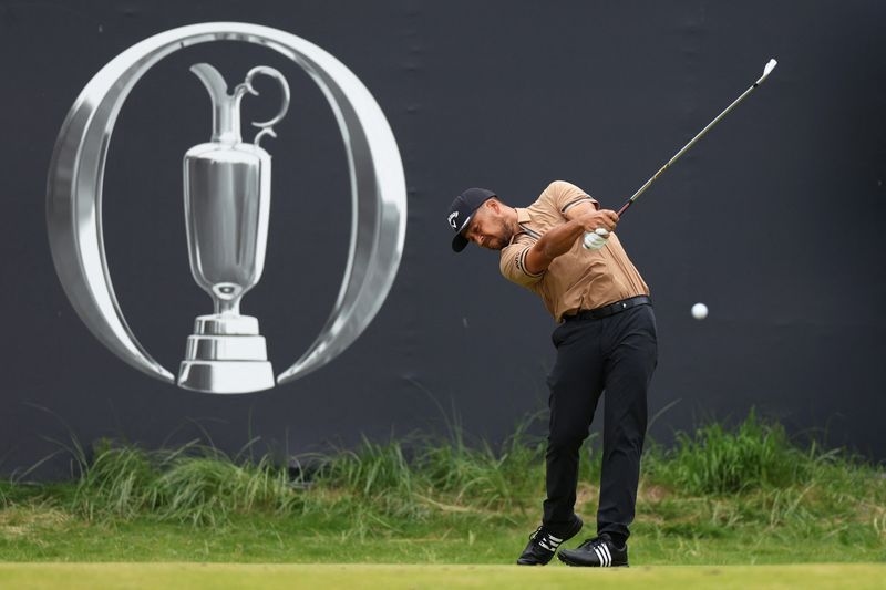 Golf-No luck boxing, blackout is Schauffele's key to Open success