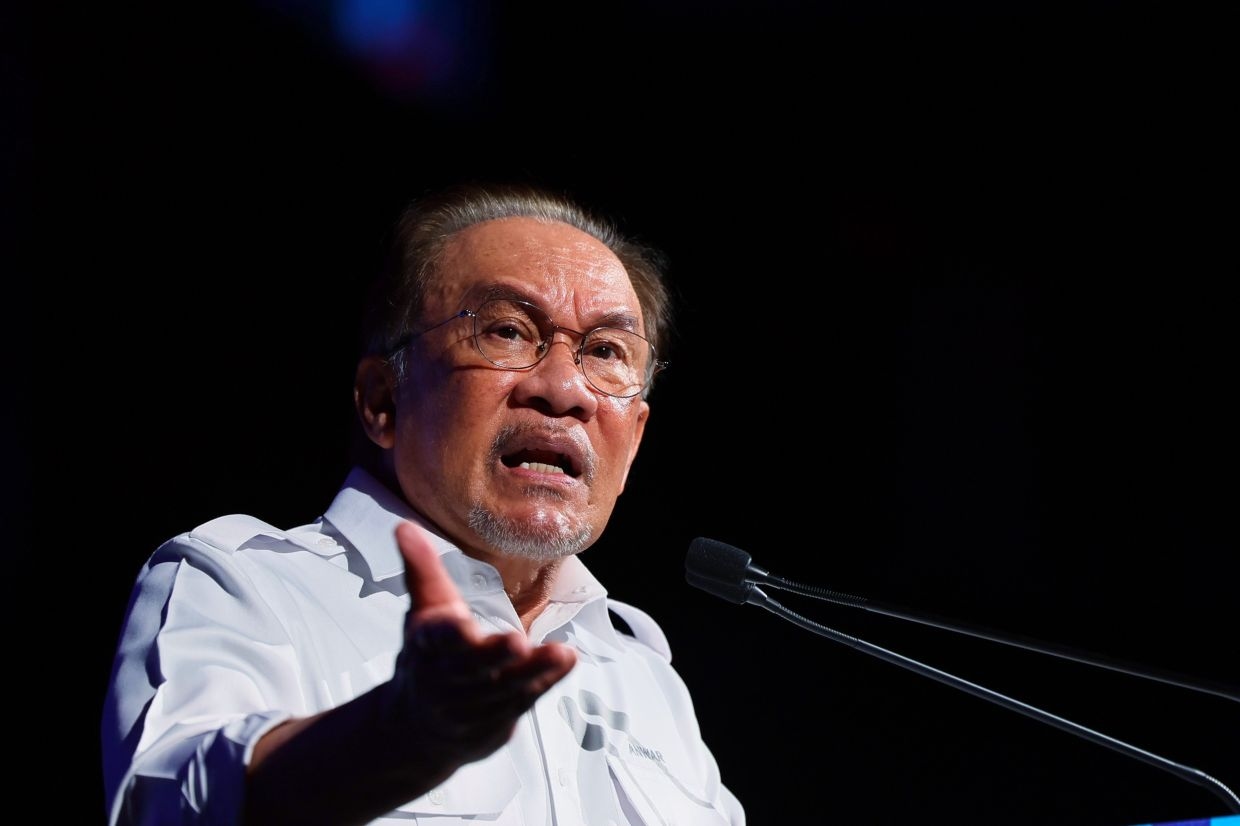 Anwar affirms commitment to addressing people's concerns at MP retreat