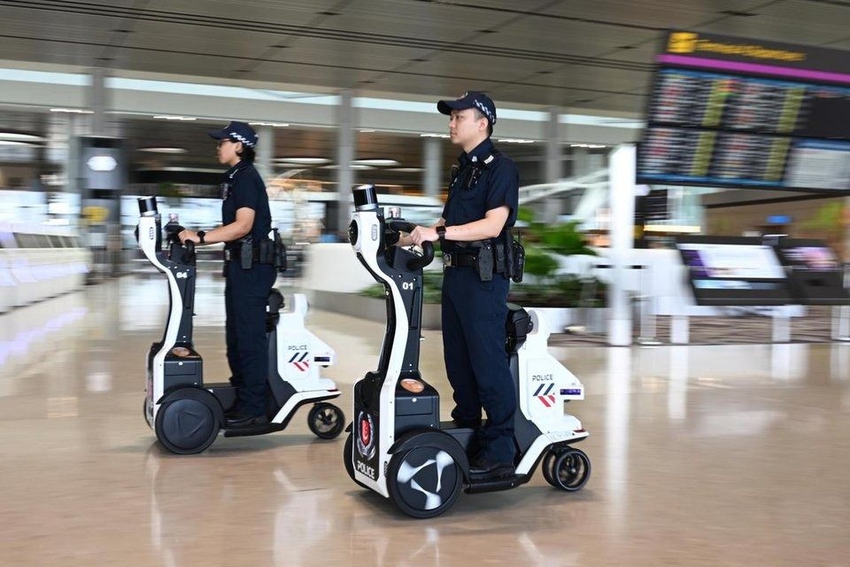 Two-in-one Singapore airport police robot on trial can patrol and serve as PMD with ride-hailing feature