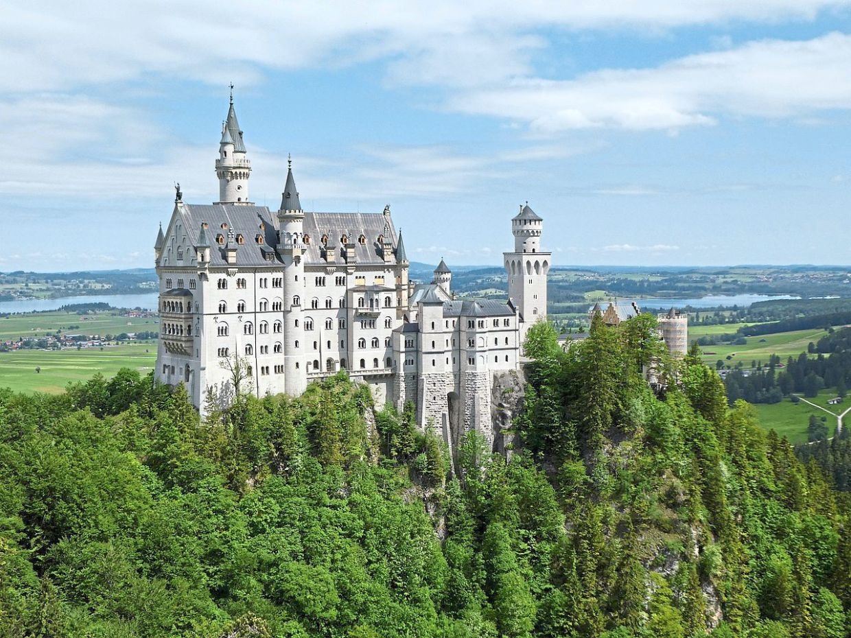 Fairytale' Neuschwanstein castle becomes Unesco heritage site