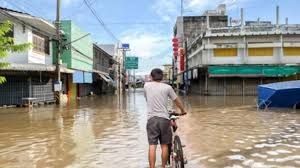 Laos on alert as Typhoon Wipha brings torrential rain