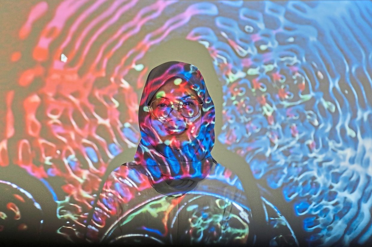 Malaysian artist finds the perfect balance between art and science