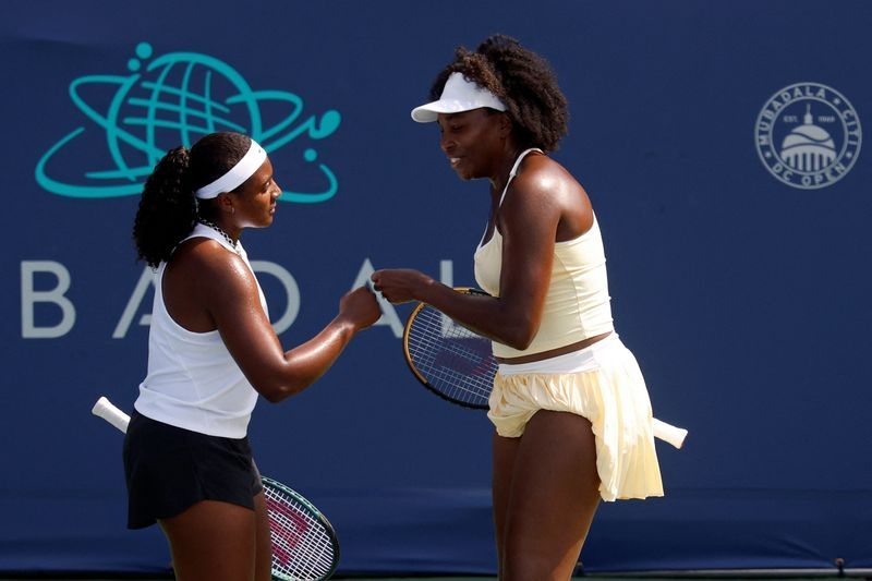 Tennis-Venus Williams makes winning return after 16-month layoff