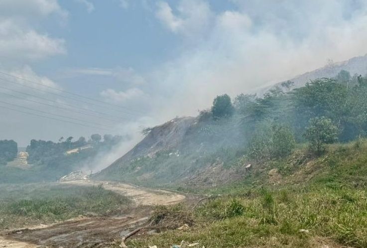 Fire and Rescue Dept conducting 24-hour monitoring at Kuantan landfill fire site