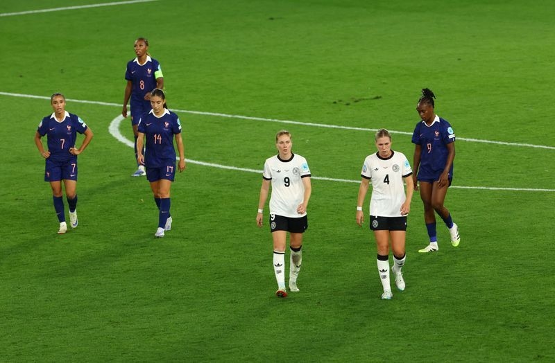 Soccer-Comeback win gives Germany game plan for semi-final with Spain