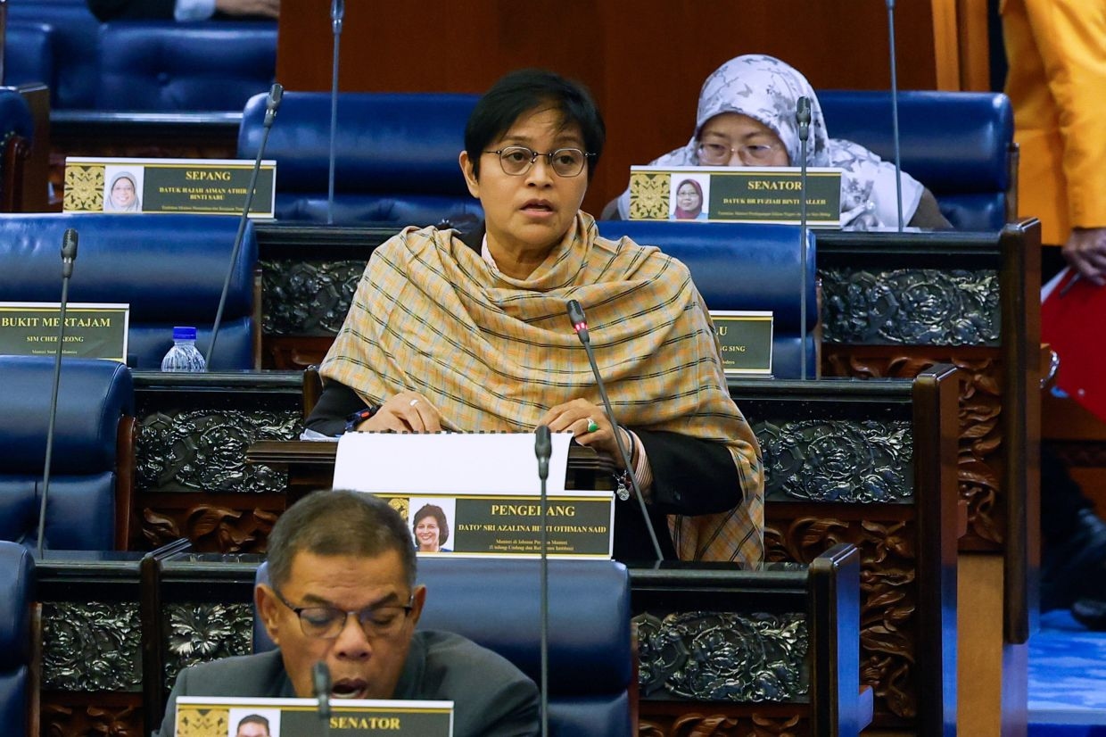 Azalina tables motion to extend debate on Auditor-General's Report