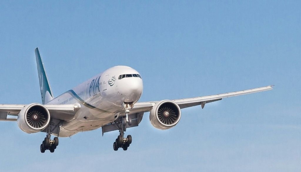 India extends airspace ban on Pakistani airlines, military aircraft