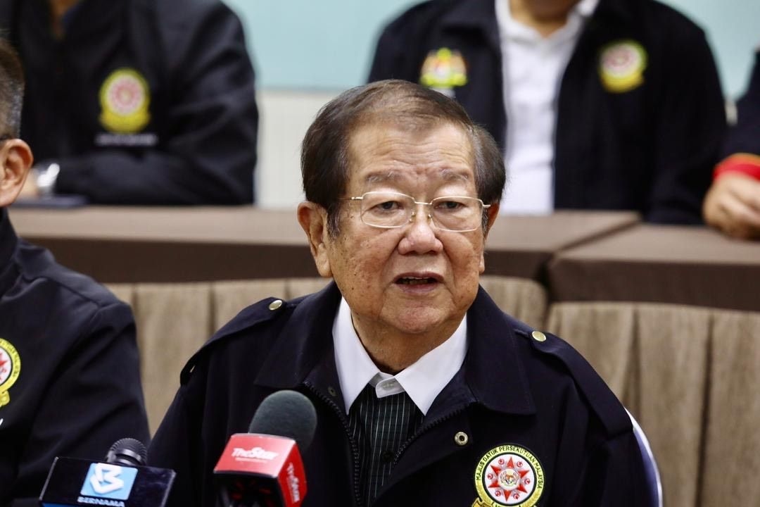 Beware of fake ‘Datuk Seri' scammers, warns MCA complaints chief