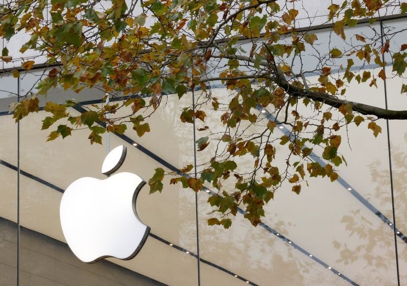 Dutch watchdog postpones ruling on Apple fees on dating apps, awaits EU action