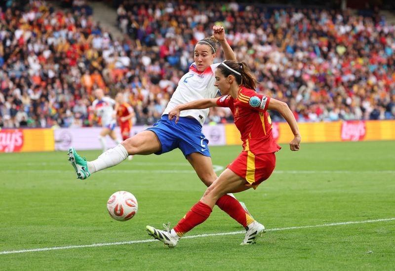 Soccer-England, Spain headed to extra time in Women's Euro final