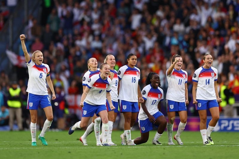 Soccer-England beat Spain in penalty shootout to win Euro 2025