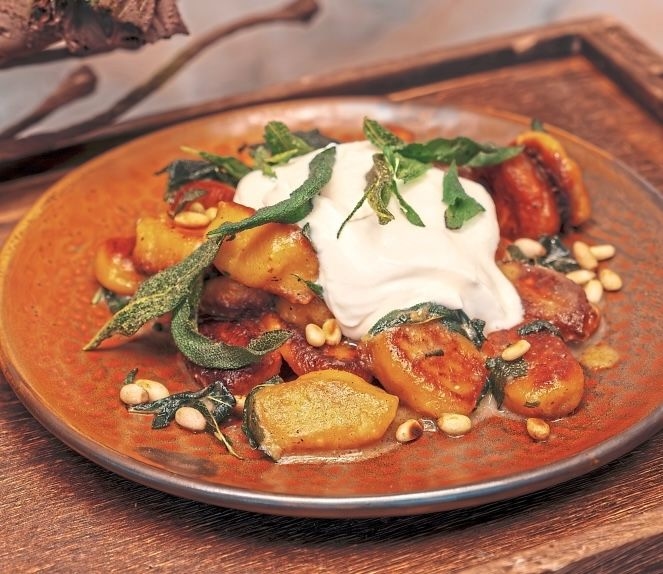 Yellow Fin Horse 2.0: Casual, communal dining with a Mediterranean soul