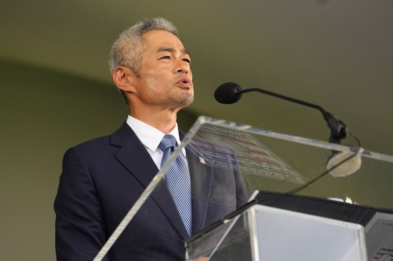 Baseball-Japan's Suzuki paved way for generation of players