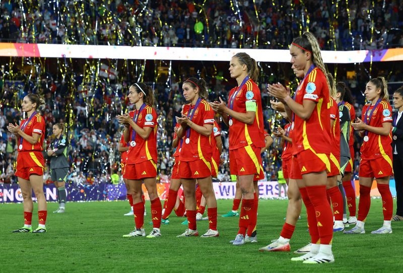 Soccer-Spain search for answers after coming up short at Women's Euros